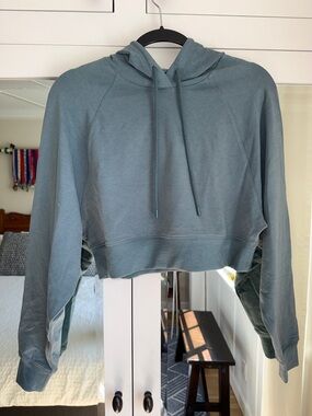 ALO Yoga Cropped Hoodie - Dusty Teal Blue